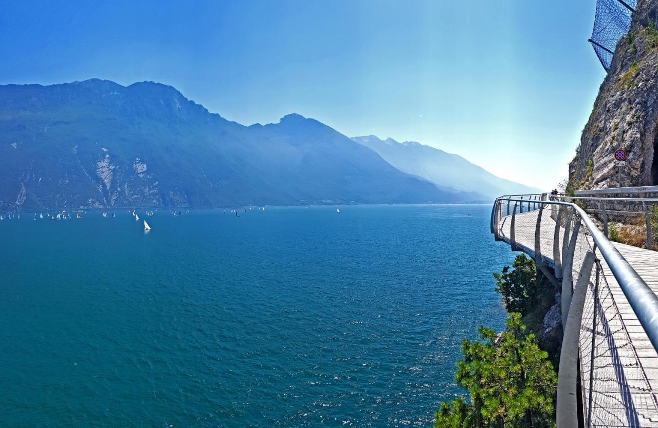 Teresa Campi Apartments Lake View By Gardadomusmea Tremosine Exterior photo